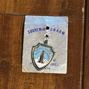 Vintage charm bracelet souvenir charm White Sanos National Monument‎